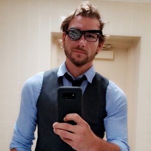 Meet your Posher, Cole